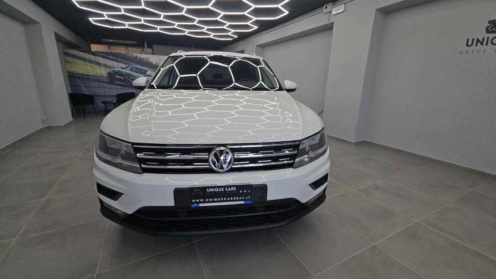 
								Volkswagen Tiguan 2.0 tdi Advanced 150cv dsg full									