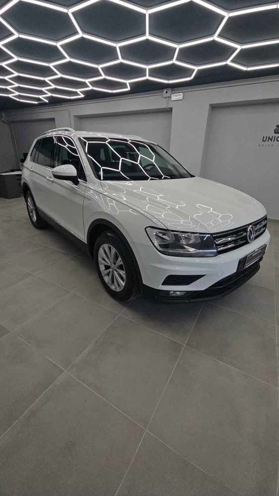 
								Volkswagen Tiguan 2.0 tdi Advanced 150cv dsg full									