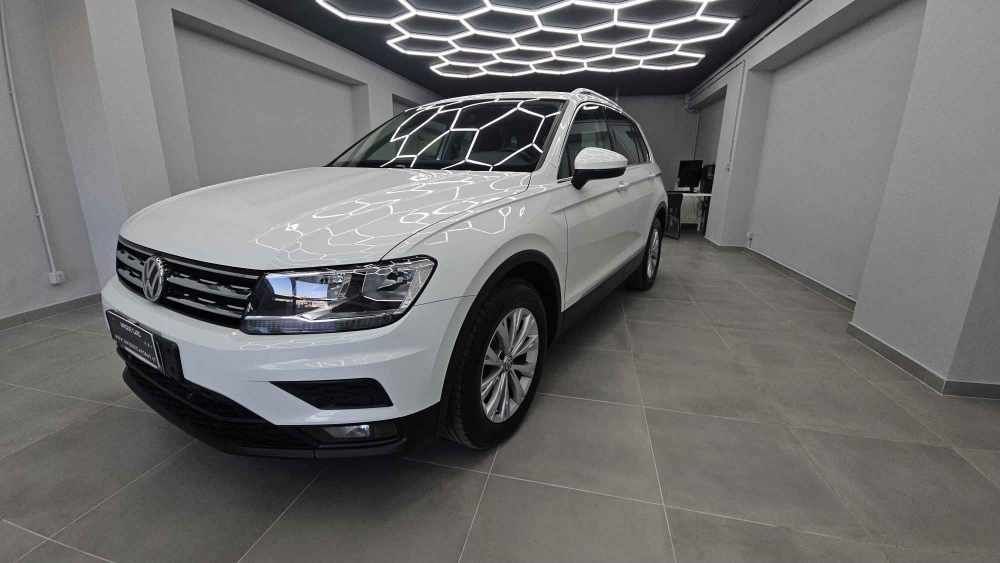 
								Volkswagen Tiguan 2.0 tdi Advanced 150cv dsg full									