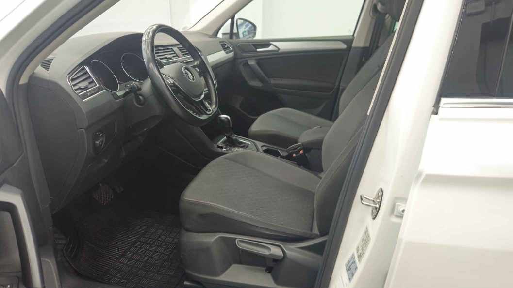 
								Volkswagen Tiguan 2.0 tdi Advanced 150cv dsg full									