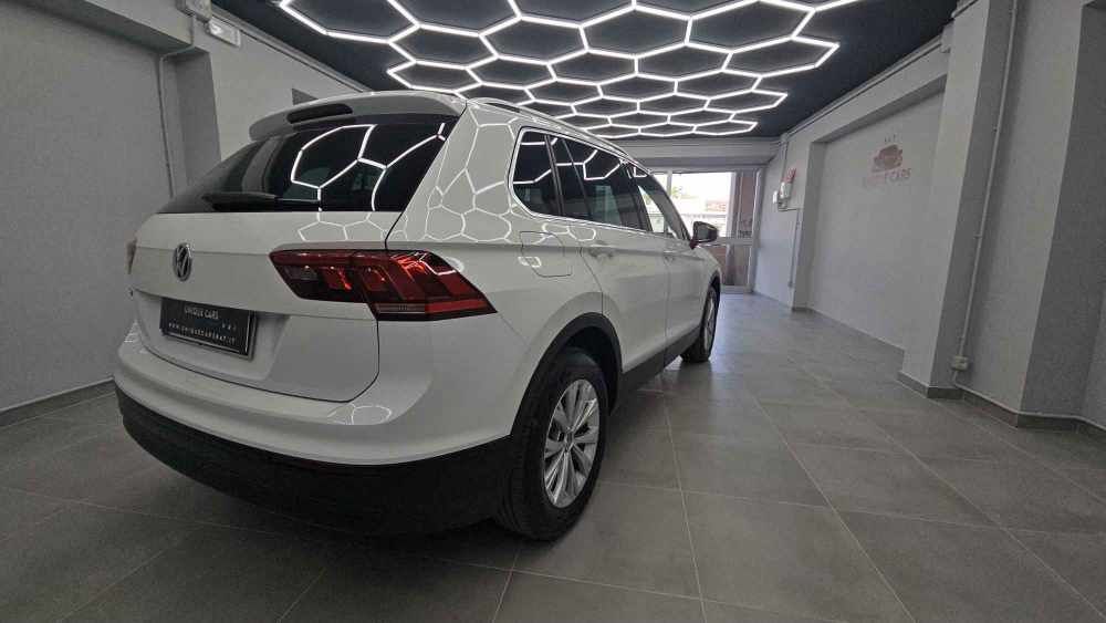 
								Volkswagen Tiguan 2.0 tdi Advanced 150cv dsg full									
