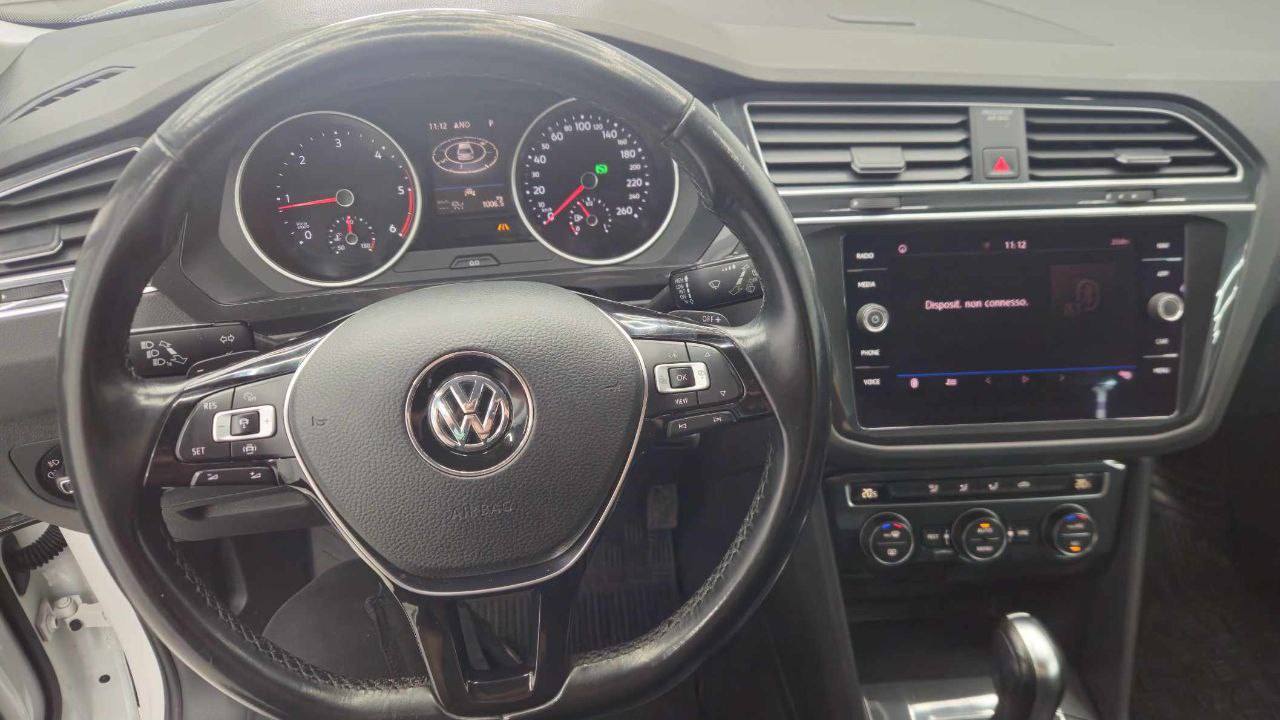 
								Volkswagen Tiguan 2.0 tdi Advanced 150cv dsg full									