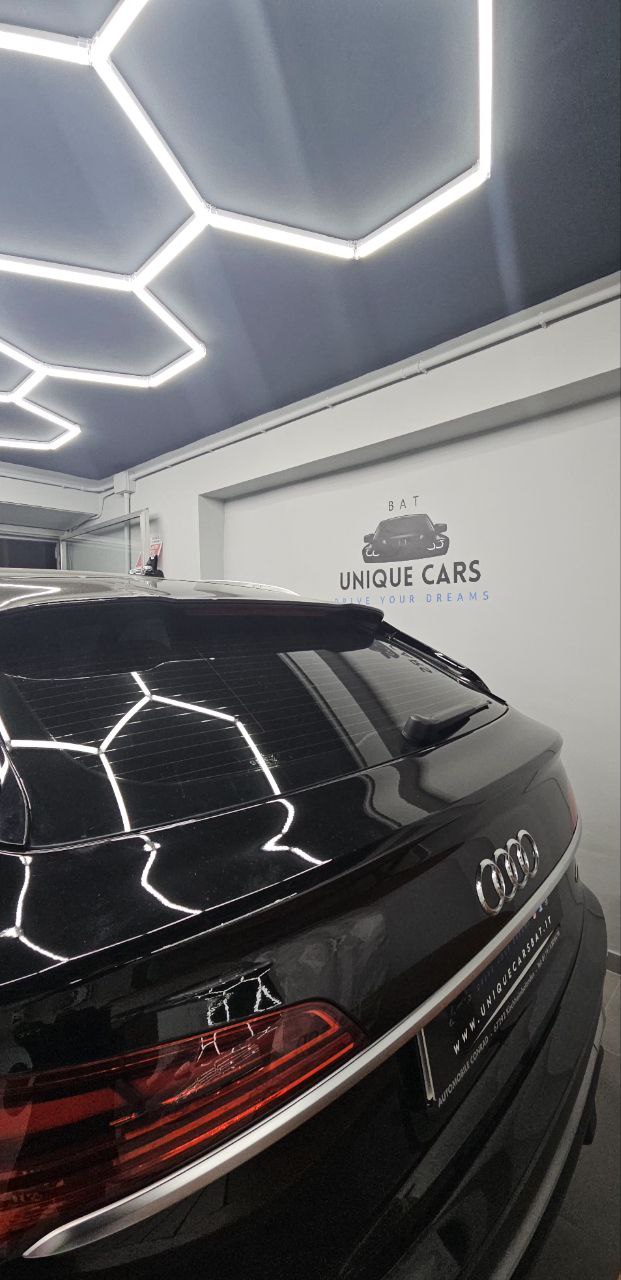 
								AUDI Q5 S-LINE full									