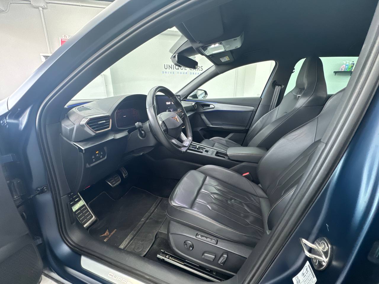 
								CUPRA FORMENTOR full									