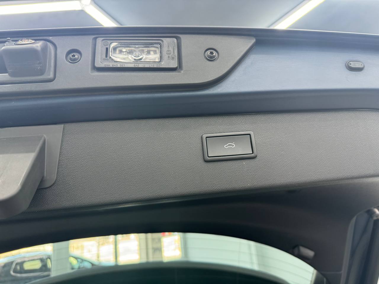 
								CUPRA FORMENTOR full									