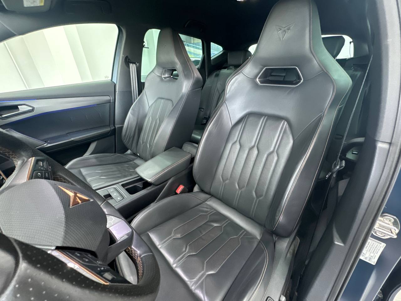 
								CUPRA FORMENTOR full									