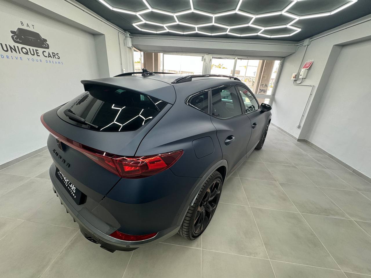 
								CUPRA FORMENTOR full									