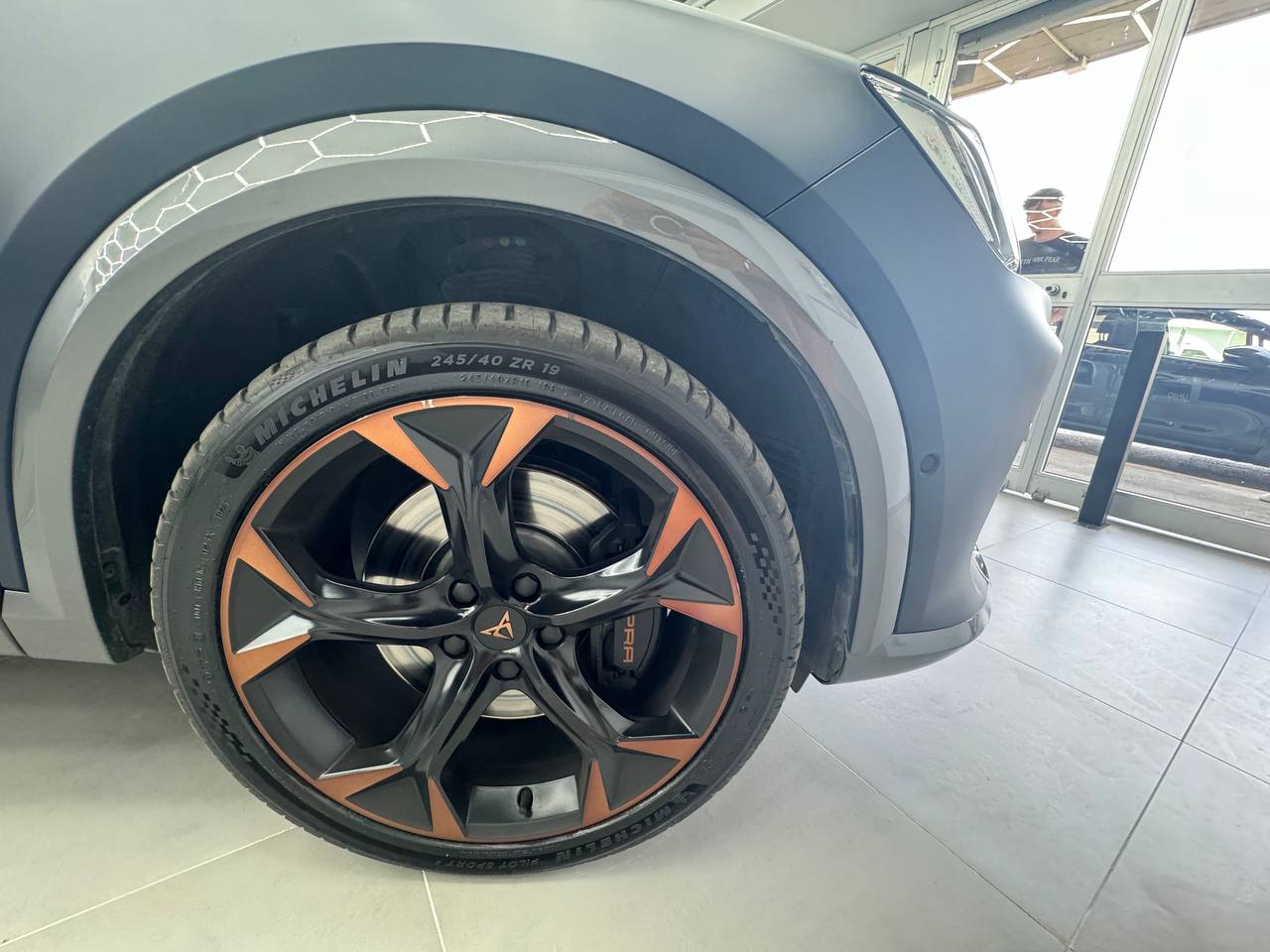 
								CUPRA FORMENTOR full									
