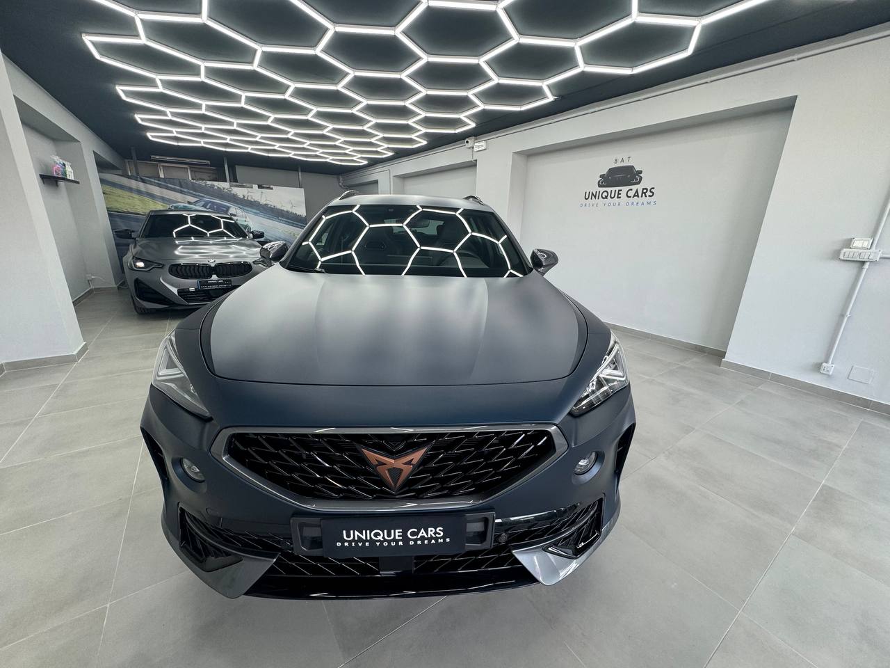 
								CUPRA FORMENTOR full									