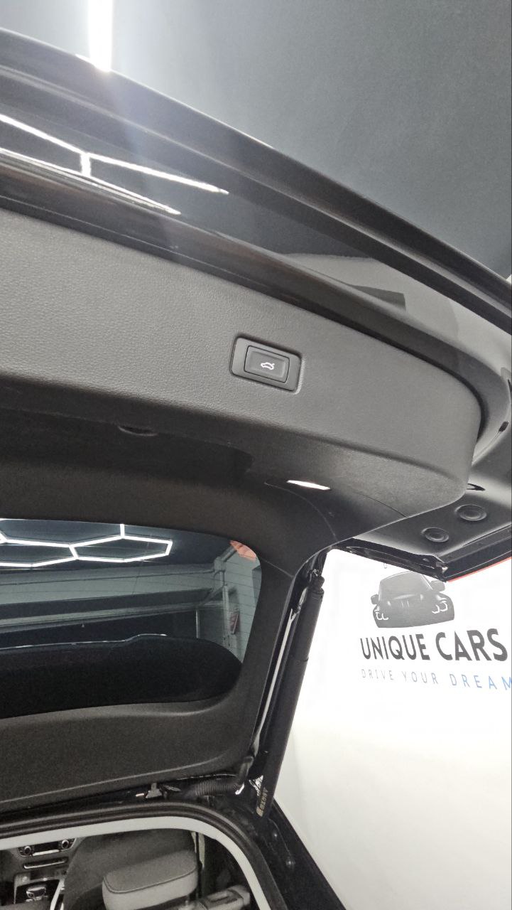 
								AUDI Q5 S-LINE full									