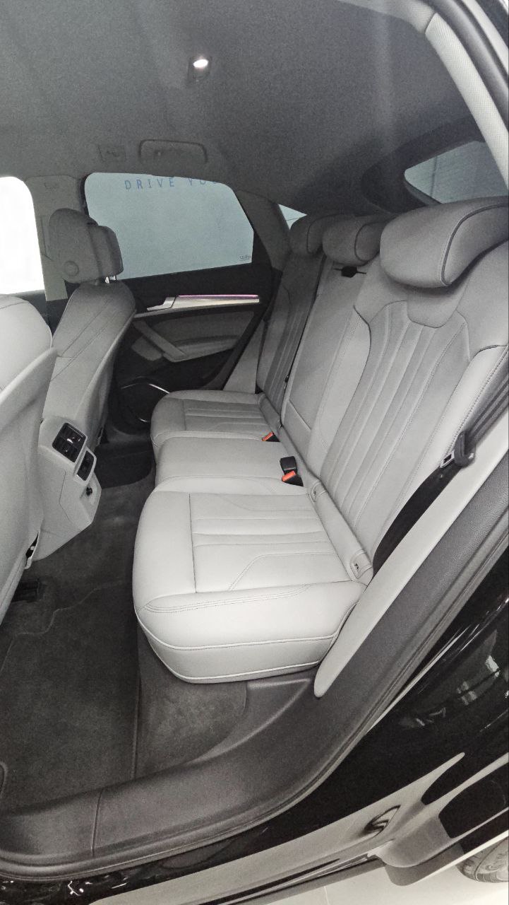 
								AUDI Q5 S-LINE full									