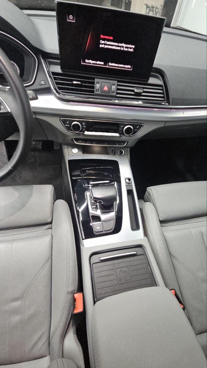 
								AUDI Q5 S-LINE full									