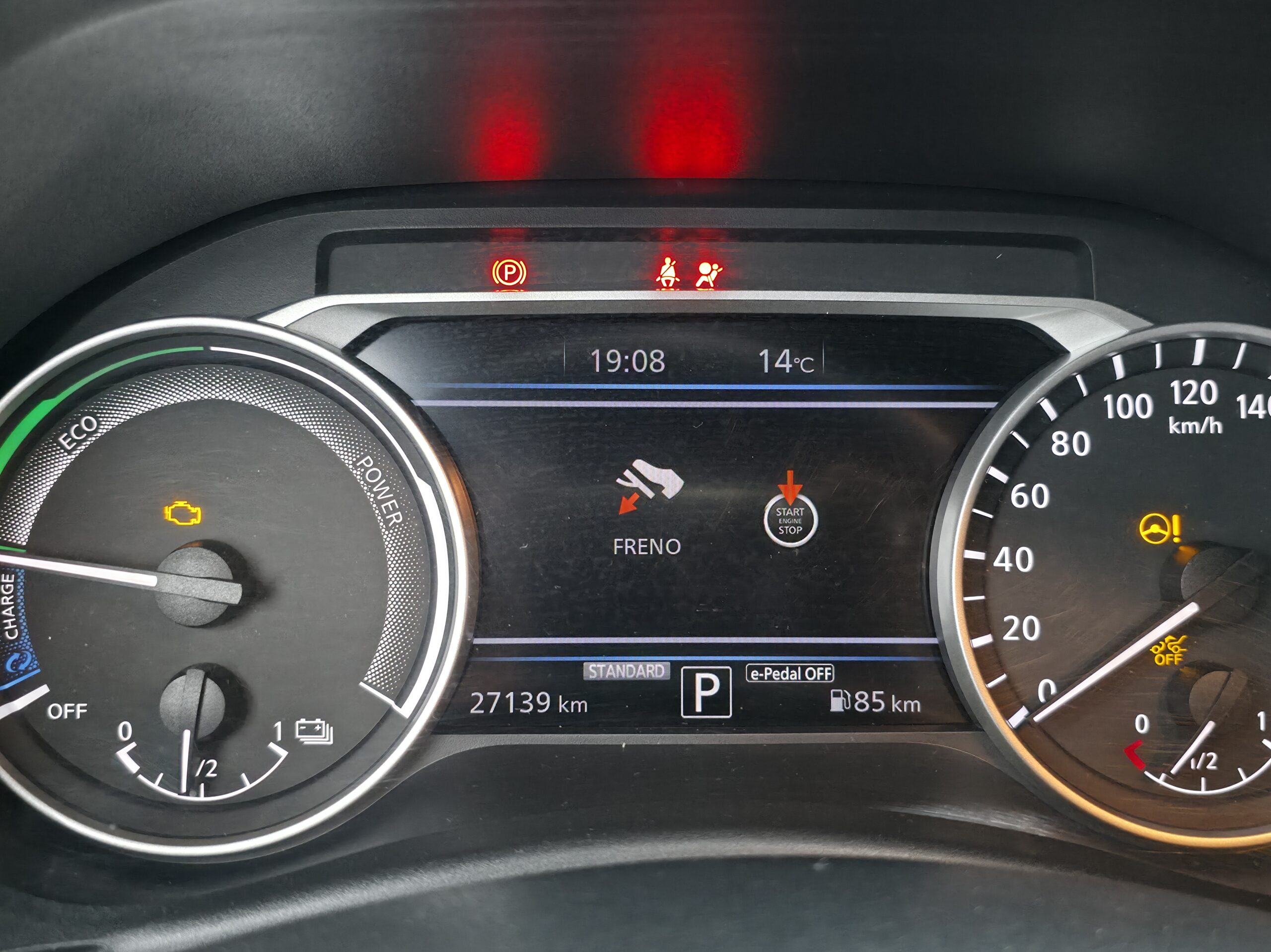 
								NISSAN JUKE N-CONNECTA 1.6 HEV 2024 full									