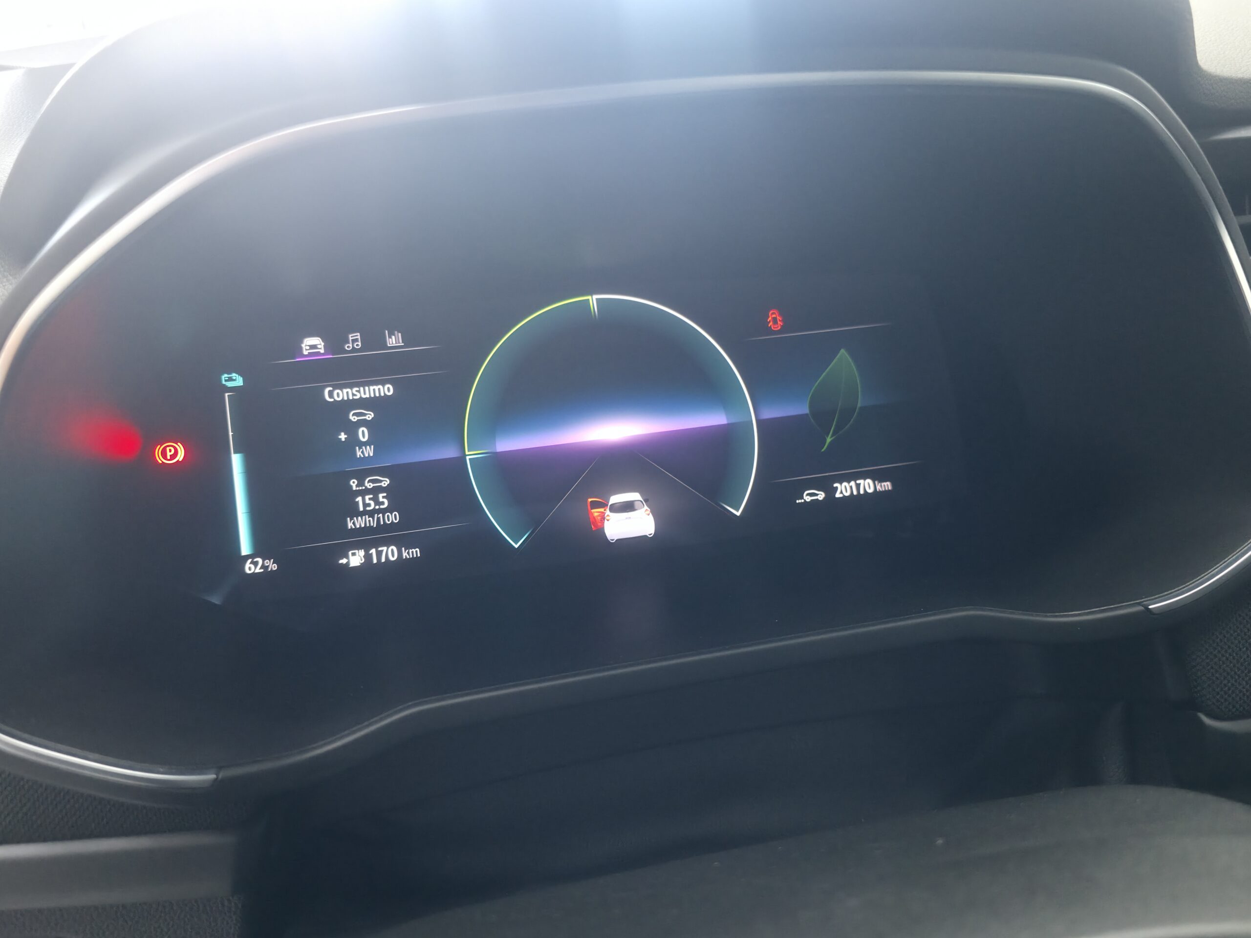 
								RENAULT ZOE full									