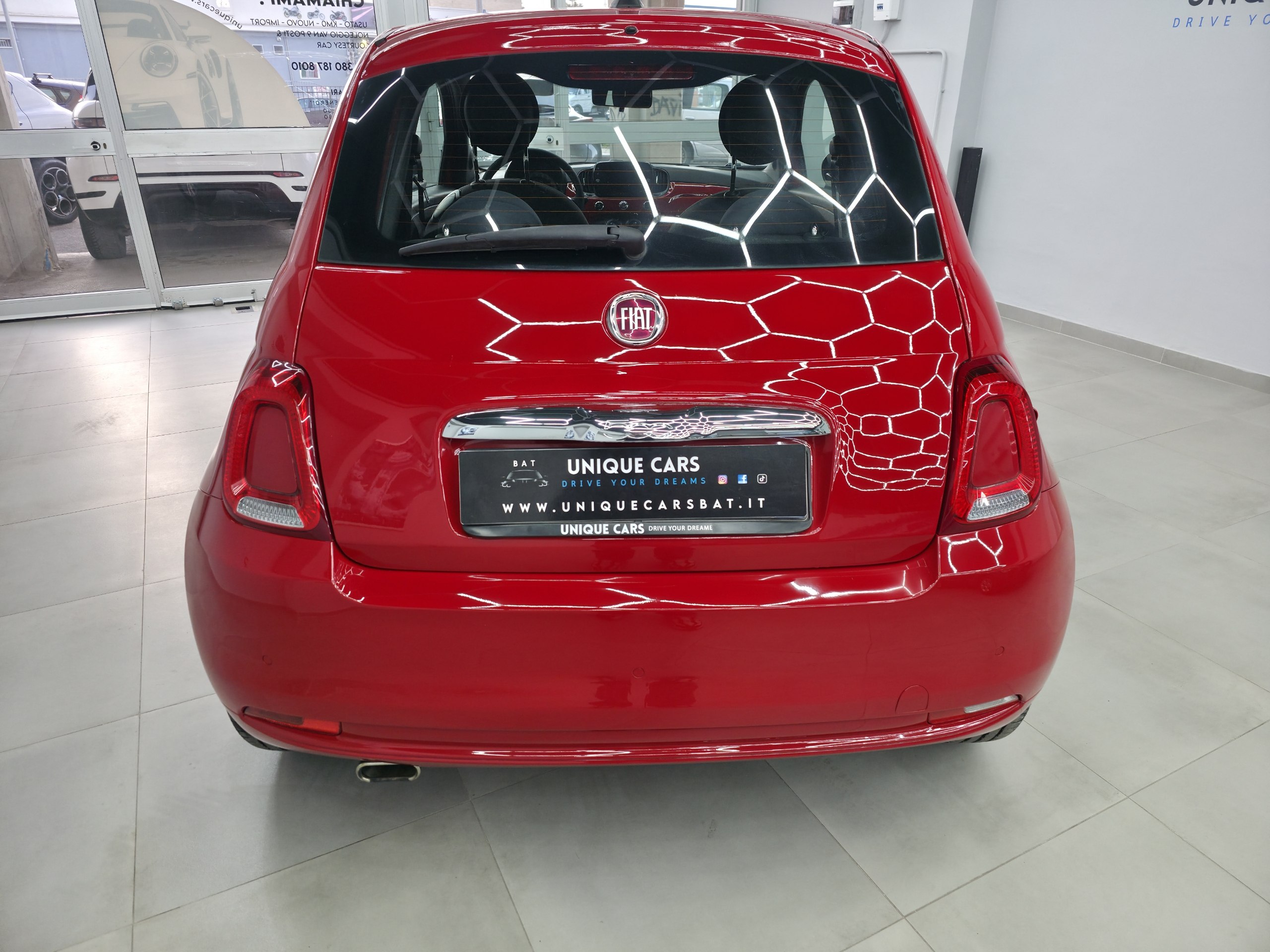 
								FIAT 500 LOUNGE full									